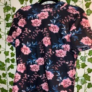 Flower turtleneck shirt